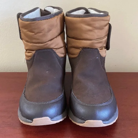 UGG TOTY WEATHER boots - Picture 1 of 5